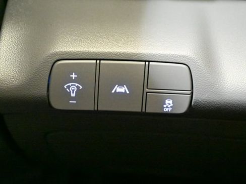 Used 2022 Hyundai Elantra SEL w/ Convenience Package FWD image 38