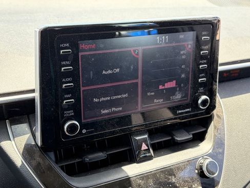 Used 2021 Toyota Corolla LE FWD image 10