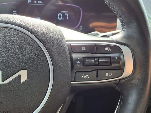 Used 2024 Kia Sportage EX FWD image 19