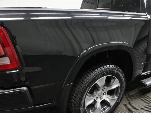 Used 2019 RAM 1500 Laramie AWD/4WD image 37