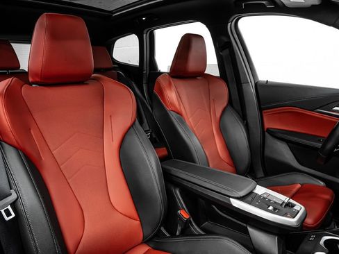 Used 2023 BMW X1 xDrive28i w/ M Sport Package image 32