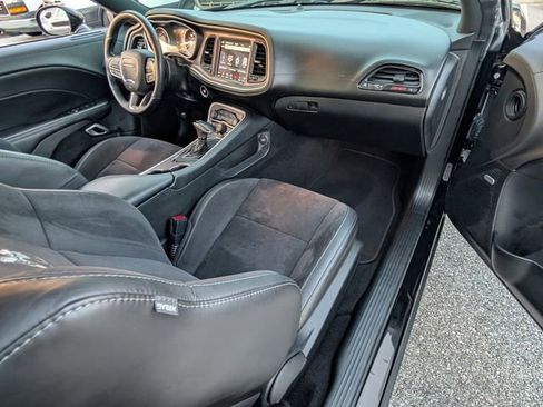 Used 2022 Dodge Challenger R/T Scat Pack w/ Plus Package RWD image 12