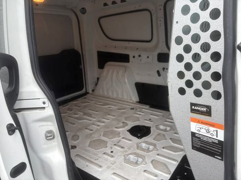 Used 2022 RAM ProMaster City Tradesman FWD image 16