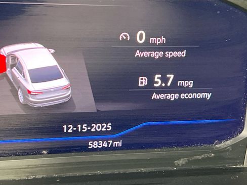 Used 2022 Volkswagen Jetta SEL image 12