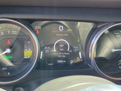 Used 2022 Jeep Wrangler Unlimited Sahara w/ Cold Weather Group image 23