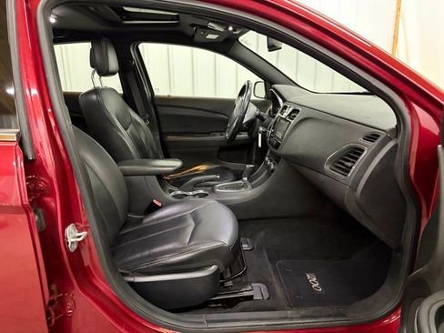 Used 2012 Chrysler 200 Limited w/ Sun/Sound Group image 18