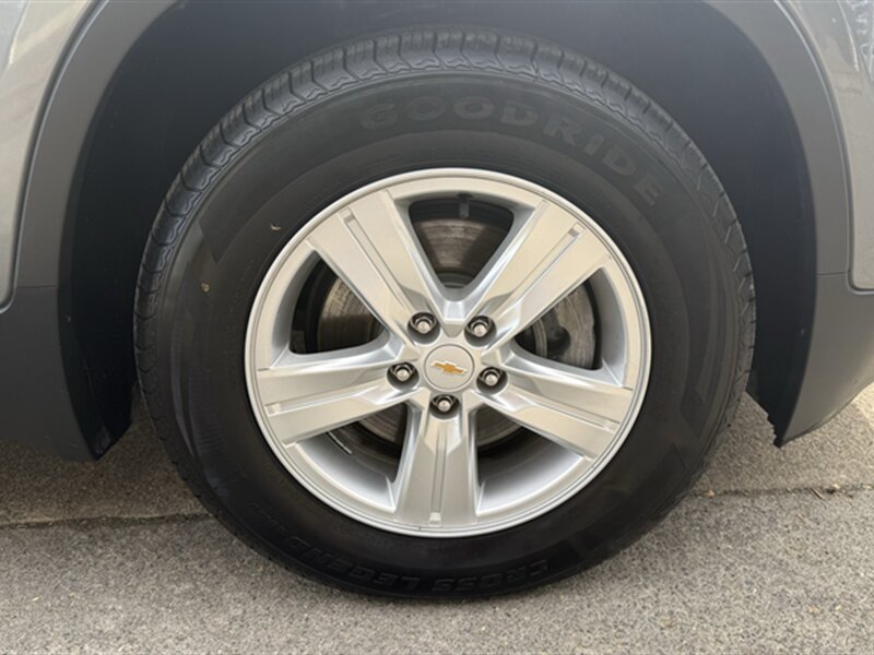 Used 2019 Chevrolet Trax LT w/ LT Convenience Package FWD image 23