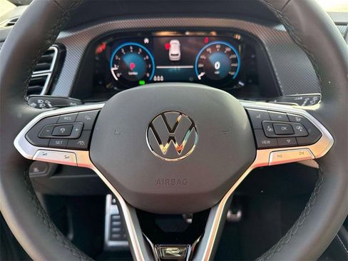 New 2026 Volkswagen Atlas Cross Sport SEL Premium R-Line image 15