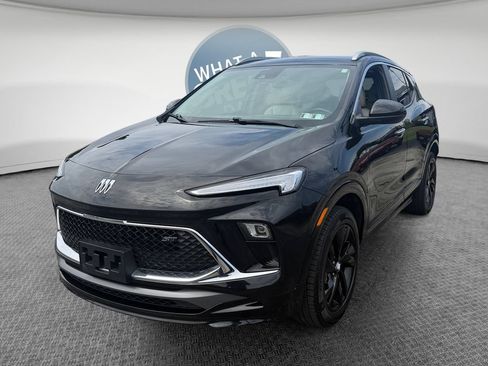 Used 2024 Buick Encore GX Sport Touring AWD/4WD image 8