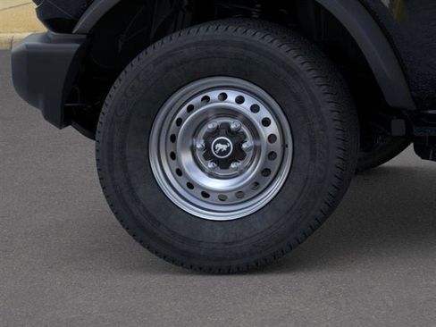 New 2025 Ford Bronco Base image 71