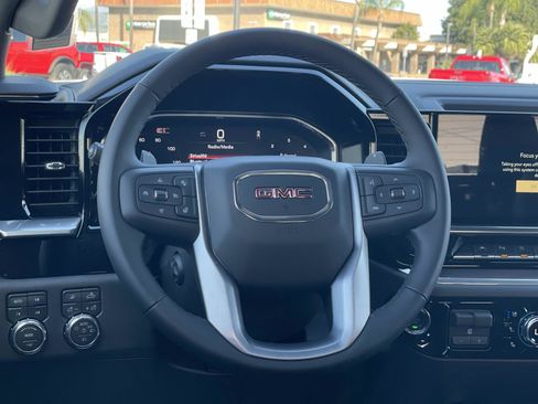 New 2026 GMC Sierra 1500 SLT w/ SLT Premium Package image 10