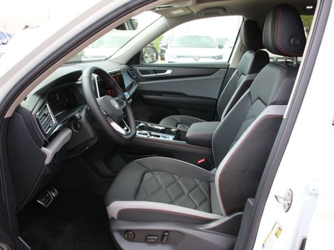 New 2026 Volkswagen Atlas Peak Edition AWD/4WD image 10
