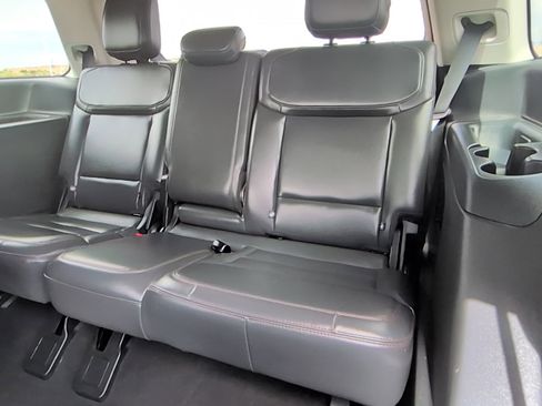 Used 2025 Ford Expedition Active AWD/4WD image 29