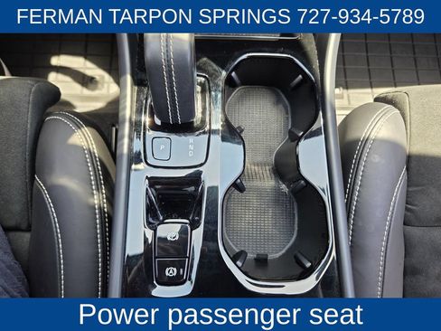 Used 2021 Volvo XC40 T5 R-Design w/ Advanced Package AWD/4WD image 28