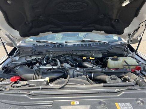 Used 2019 Ford F350 Limited AWD/4WD image 31