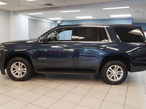 Used 2020 Chevrolet Tahoe LT w/ Luxury Package AWD/4WD image 2