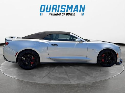 Used 2018 Chevrolet Camaro SS RWD image 7