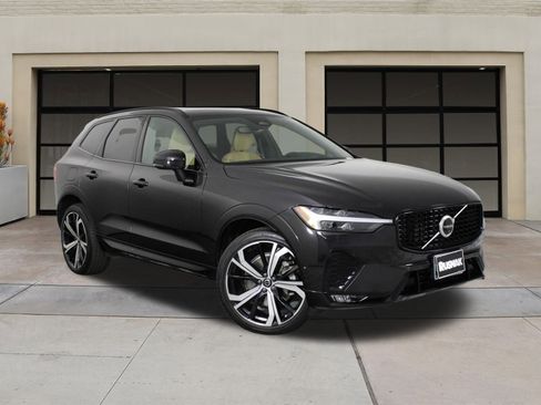 Certified 2023 Volvo XC60 B6 Ultimate w/ Protection Package Premier image 34