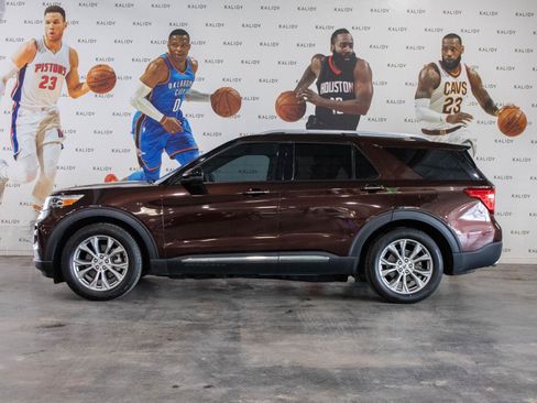 Used 2020 Ford Explorer Limited RWD image 17