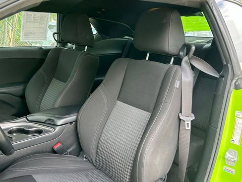 Certified 2023 Dodge Challenger SXT image 18