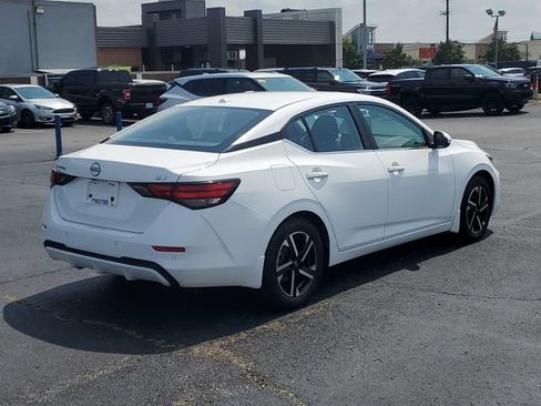 Used 2024 Nissan Sentra SV w/ All-Weather Package FWD image 4