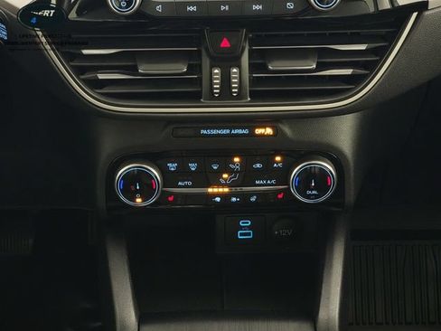 Certified 2022 Ford Escape SEL AWD/4WD image 24