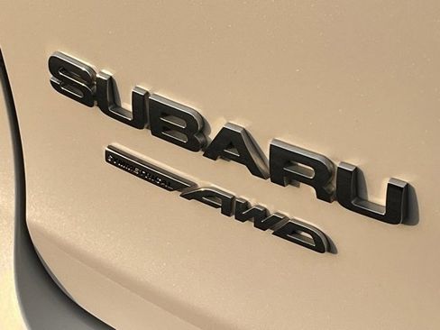Used 2023 Subaru Ascent Limited image 29