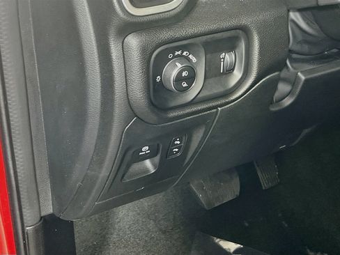 Used 2023 RAM 1500 Big Horn AWD/4WD image 10