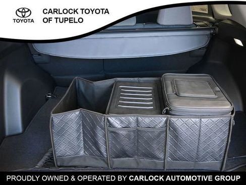 Used 2025 Toyota RAV4 XLE w/ Convenience Package image 28