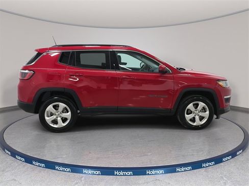 Used 2020 Jeep Compass Latitude image 5