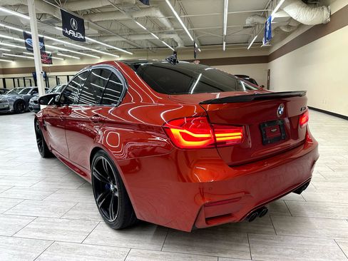 Used 2018 BMW M3 image 9