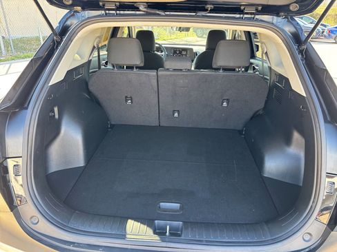 Used 2025 Kia Sportage LX image 30