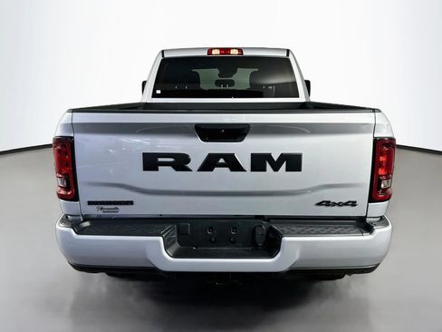 Used 2026 RAM 2500 Big Horn AWD/4WD image 6