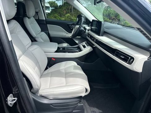 New 2025 Lincoln Aviator Reserve w/ Equipment Group 201A AWD/4WD image 14