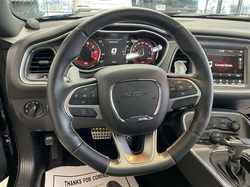Used 2016 Dodge Challenger SRT Hellcat RWD image 19