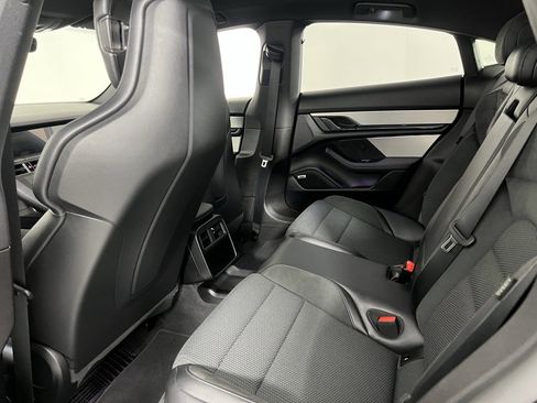 Used 2024 Porsche Taycan 4S image 27
