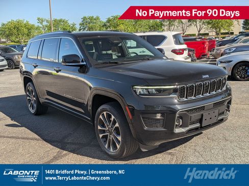 Used 2022 Jeep Grand Cherokee L Overland w/ Advanced Protech Group III AWD/4WD image 1