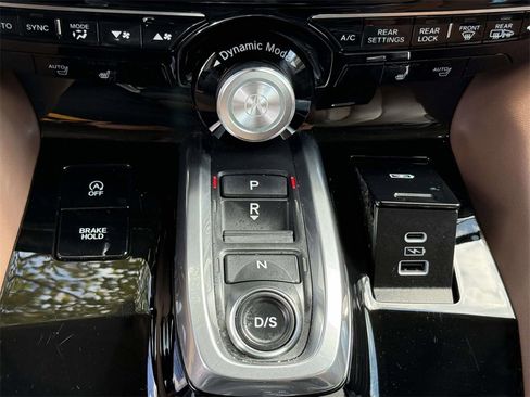 Certified 2023 Acura MDX FWD w/ Technology Package image 10