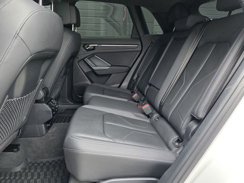 Used 2022 Audi Q3 2.0T Premium Plus w/ Premium Plus Package image 18