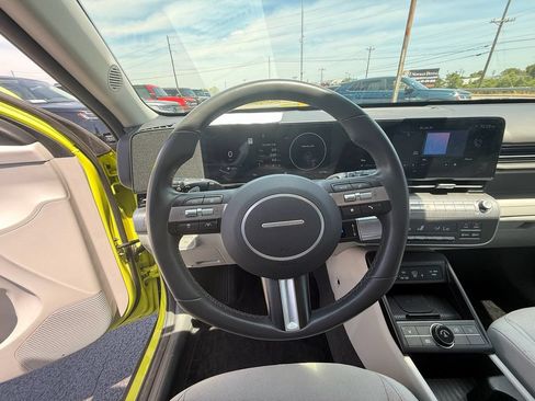 Used 2024 Hyundai Kona SEL w/ Convenience Package AWD/4WD image 16