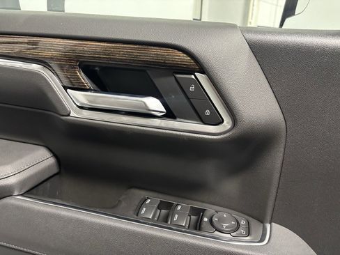 New 2026 GMC Sierra 1500 Elevation image 11