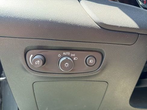 Used 2021 Buick Encore GX Preferred FWD image 15