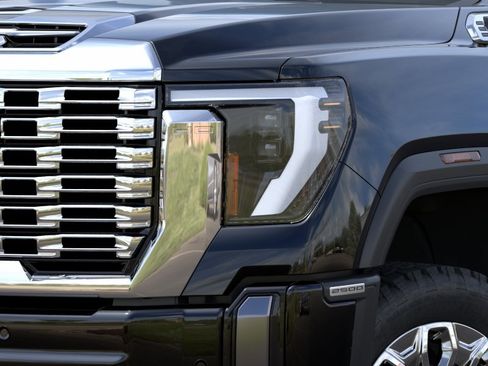 New 2026 GMC Sierra 2500 Denali w/ Technology Package AWD/4WD image 10
