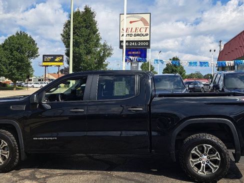 Used 2019 GMC Sierra 1500 4x4 Crew Cab w/ Convenience Package image 1