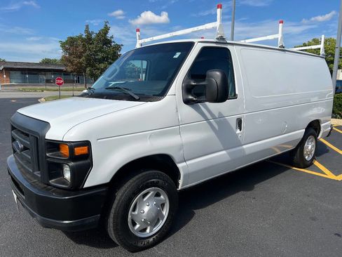 Used 2014 Ford E-150 and Econoline 150 w/ Commercial Cargo Van Package image 6