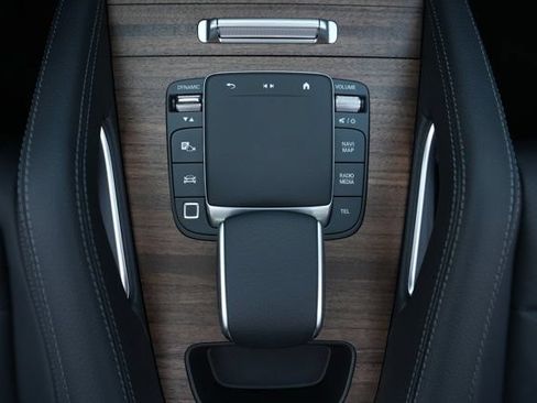 Certified 2026 Mercedes-Benz GLE 350 4MATIC image 32