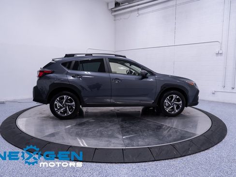 Used 2024 Subaru Crosstrek 2.0i Premium image 32