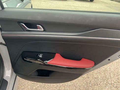 Used 2025 Kia K5 GT-Line w/ GT-Line Premium Package image 16