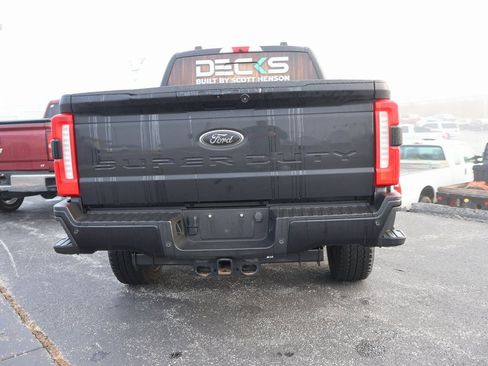 Used 2023 Ford F250 XLT w/ Black Appearance Package image 13