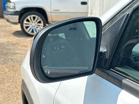 New 2025 Jeep Compass Latitude w/ Convenience Group image 12